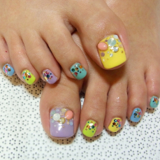 toenail-art-11-zikimo
