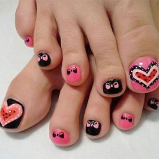 toenail-art-12-zikimo
