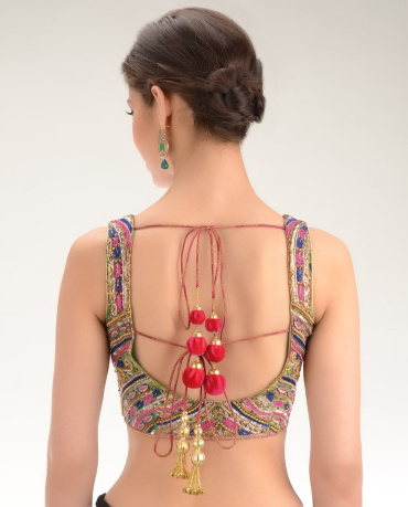 latest-blouse-styles-zikimo15