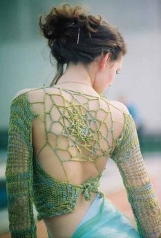 latest-blouse-styles-zikimo5