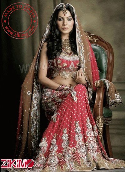 Gorgeous Looking Red Wedding lehenga WIth Brown Dupatta to stun the crowd