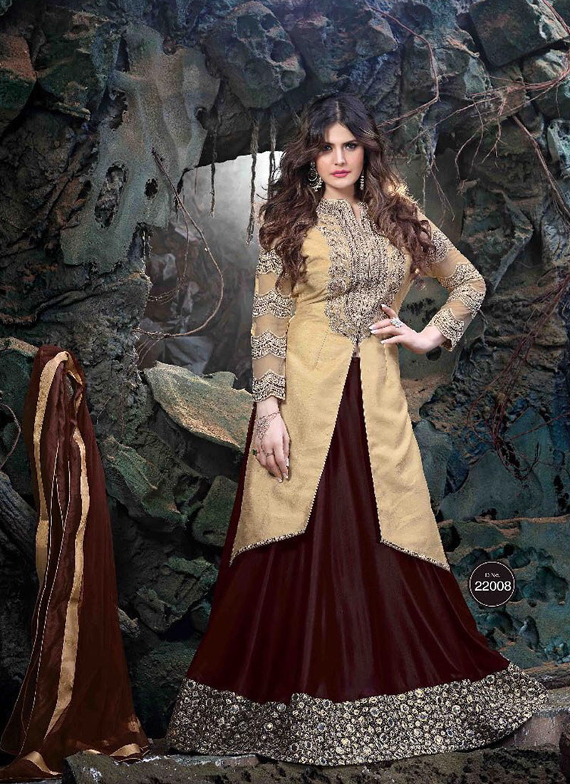 Stunning Bridal Lehengas With Kurti For A Unique Bridal Look |  Pakistanische mode, Mode, Pakistanisch