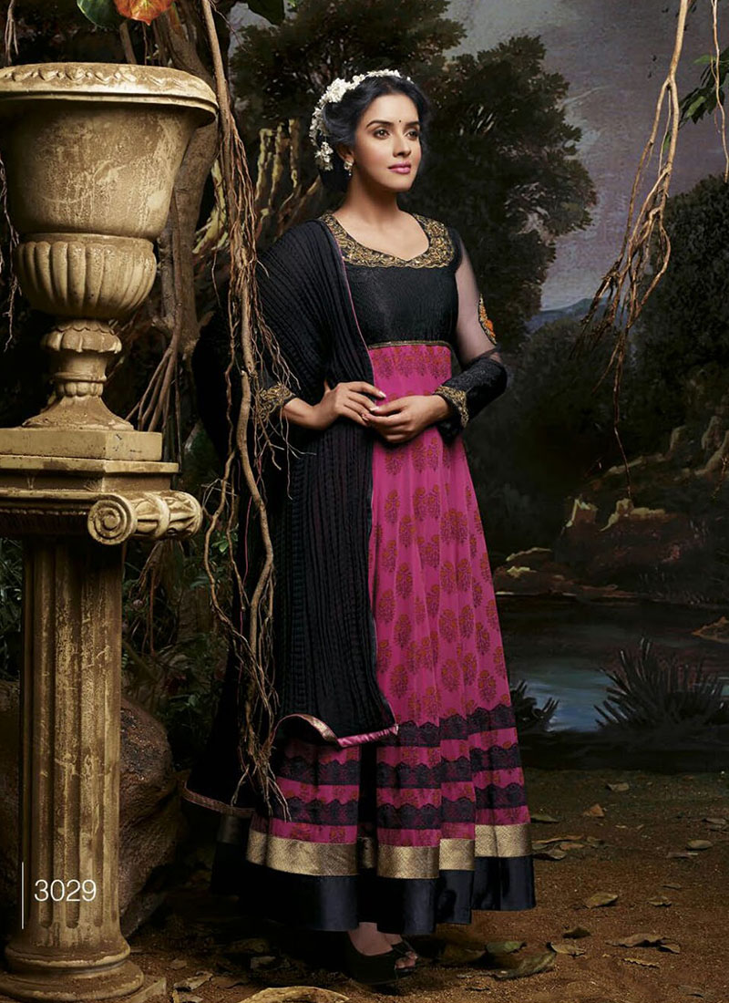 Asin Black and DarkMagenta 3029 Party Wear Georgette Aanarkali Suit at Zikimo